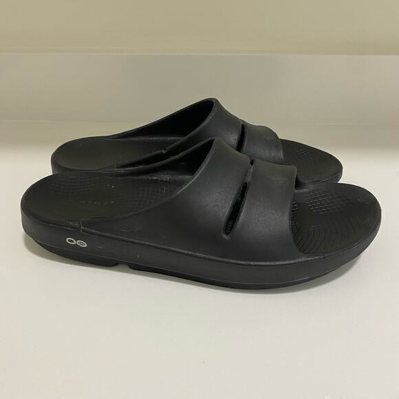 Oofos Ooahh Black Slide Sandals‎ size 12 - Picture 1 of 8